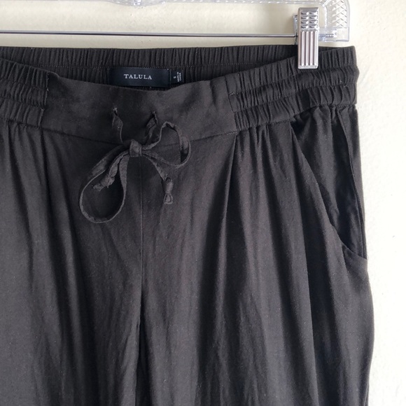 ARITZIA | Olive Green Joggers - Picture 6 of 6